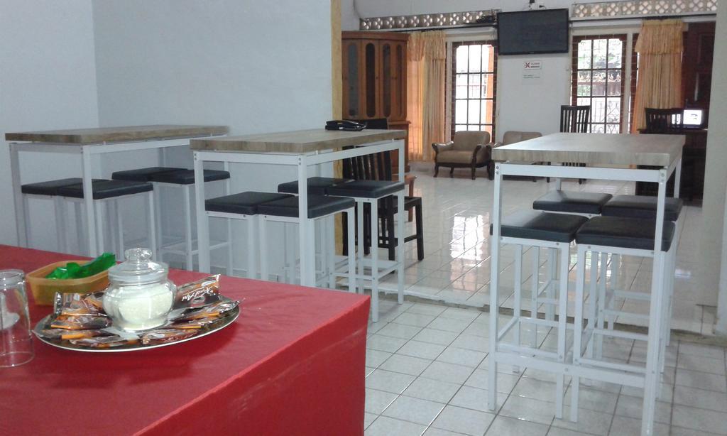 Pondok Heras Suite Jakarta Eksteriør billede